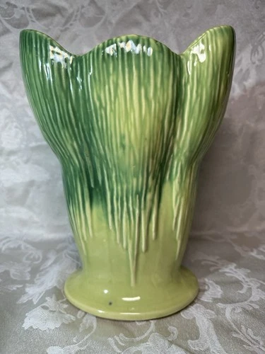 Vintage McCoy Swan in Reeds vase two tone green glaze