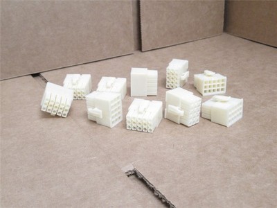 229587 New-No Box; AMP 172171-1 Lot-10 Cap Housing; 15Pos; 3-Row; 600VAC