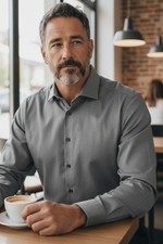 charles tyrwhitt Men's Size 17/34 Classic Fit Non Iron Button Down Shirt