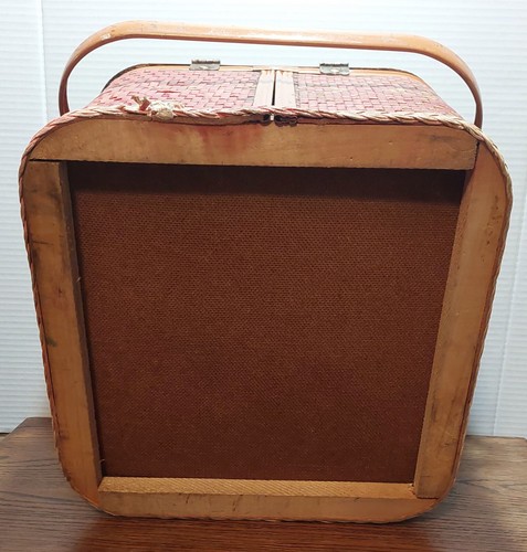 Vintage wood-woven 2 tone Redmon/Red-Man? table top square picnic basket - Picture 14 of 17