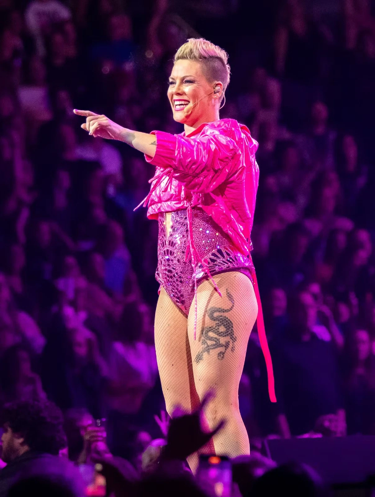 BEAUTIFUL PINK 8X10 Photo - Picture 1 of 1