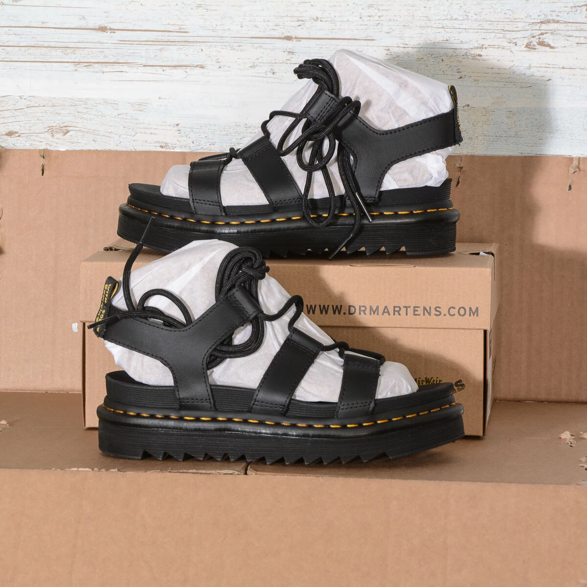 Sandali nartilla store dr martens