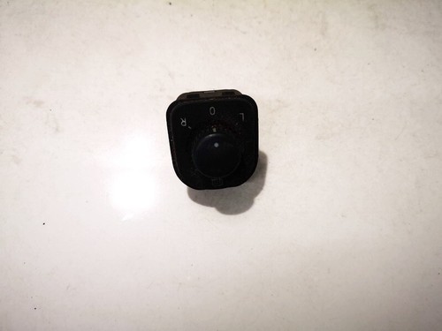 Volkswagen Golf Plus 2005 Wing mirror control switch (Exterior Mir #1204924-87