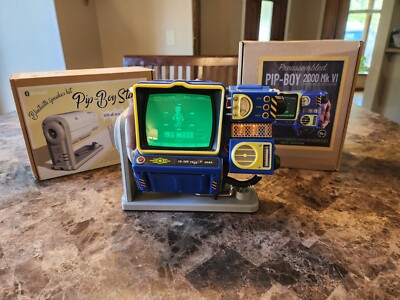 Vault Tec Limited Edition Pip Boy And Wand Company Stand