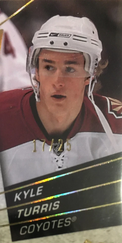 2008-09 UD SPX ROOKIES JERSEY PATCH AUTO GOLD SP 17/25 KYLE TURRIS #185 COYOTES - Image 2 of 3