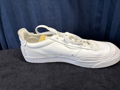 Size 9.5 - Nike Drop Type LX Snow White. MOWABB. Based On