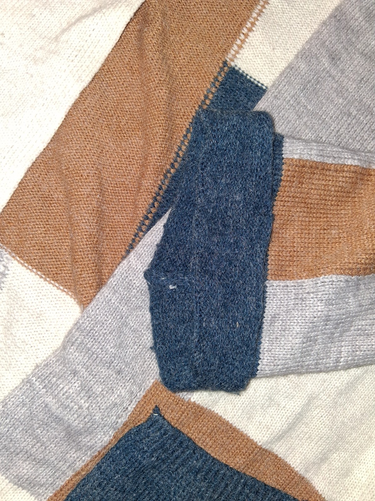 Patch work womans cardigan size large - image 4