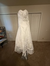 Alfred Angelo Ivory Bridal Wedding dress Size 6 Flowers Embroidery