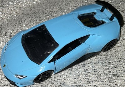 LAMBORGHINI HURACAN PERFORMANTE 1:32 SCALE DIECAST COLLECTOR CAR See Pics Blue