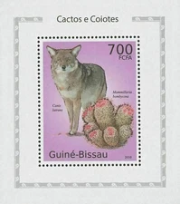 Cactus and Coyotes Canis Latrans Mammillaria Mini Sov. Sheet MNH