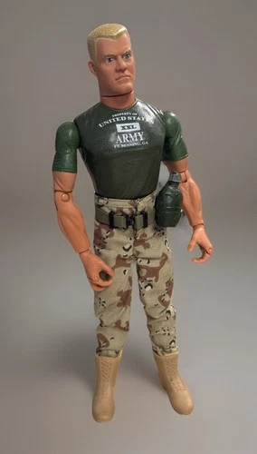 VGT 1996 Hasbro 21561 Army Doll Pawtucket GI Joe Military Adventure