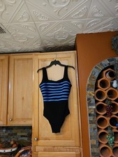 Longitude Women's Black Blue Striped Print One Piece Swimsuit Wirefree Size 12