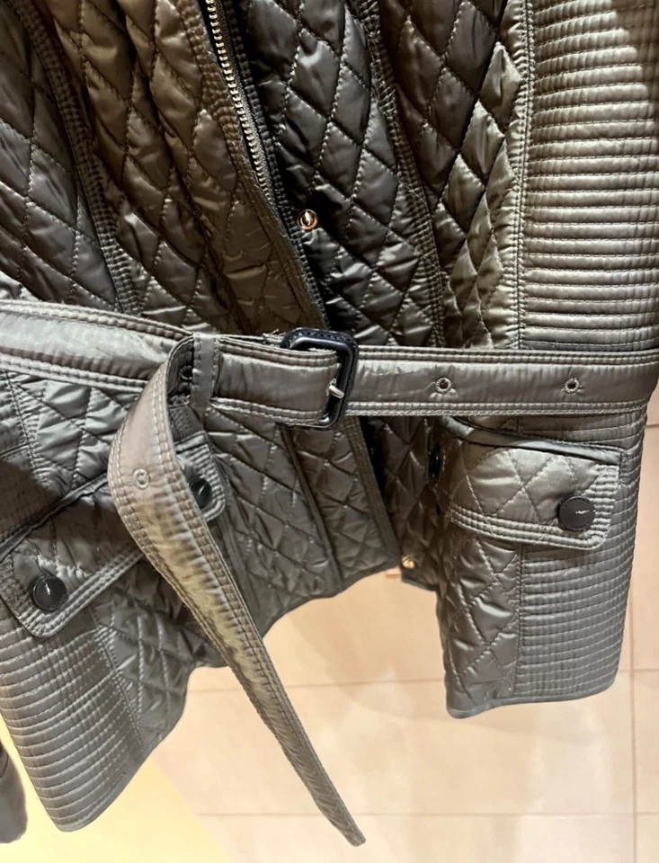 Chaqueta acolchada Burberry London - Con cinturón - Talla 40IT - Verde oliva Foto 3 de 4