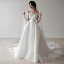 White Lace Applique Boat Neck Wedding Dresses Long Sleeve Romantic Bridal Gowns