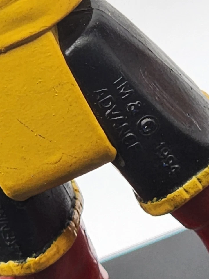 Винтажная экшн-фигурка 1994 Shiwan Khan 5,25 дюйма Kenner The Shadow комиксы DC - Изображение 3 из 4