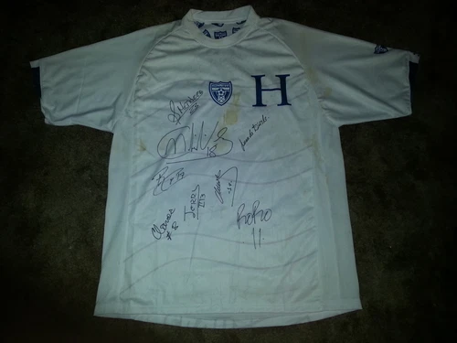 HONDURAS SIGNED 2011 REPLICA SOCCER JERSEY