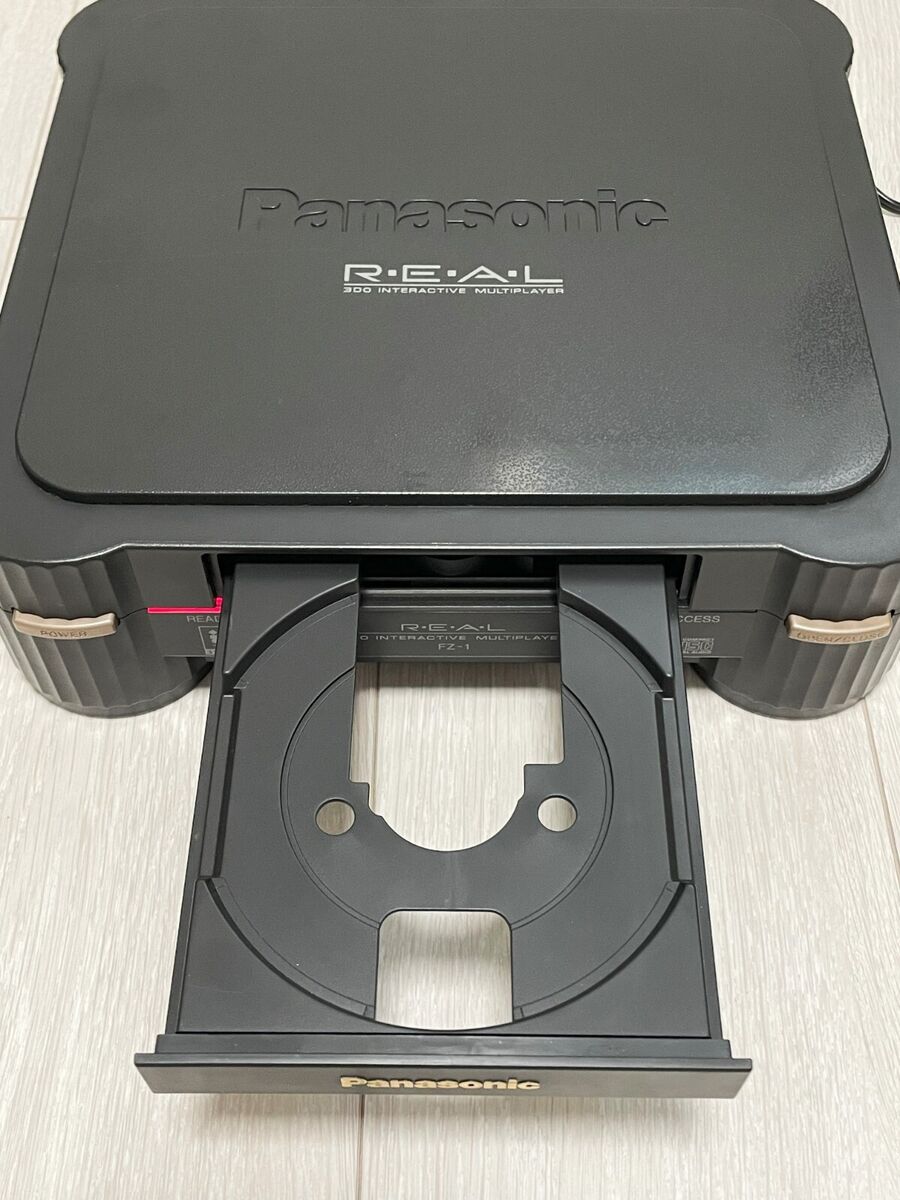Panasonic 3DO FZ-1 REAL Console W/Controller, Box Good Panasonic 3DO FZ-1 REAL Console W/Controller, Box Good