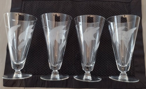 Juego de 4 gafas de vidrio grabado de diseño de hoja transparente de 6 1/2" de alto para cualquier ocasión - Imagen 2 de 5