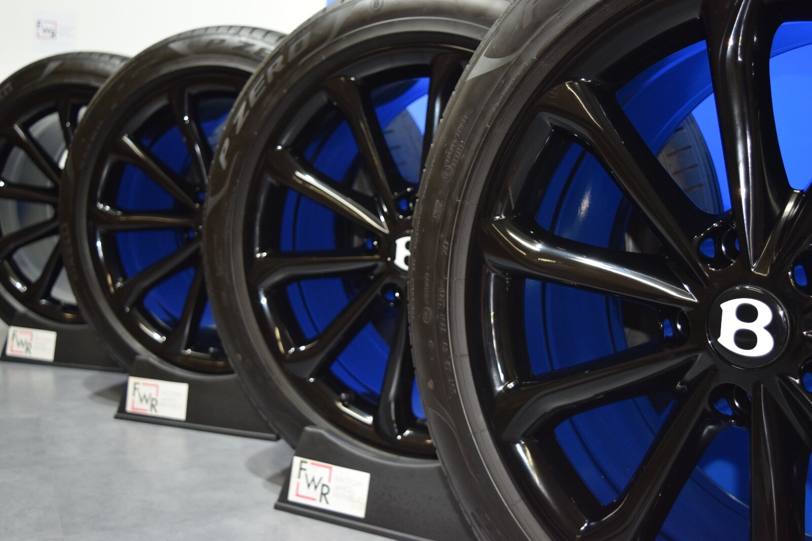 20" Bentley Continental GT GTC Flying Spur FACTORY OEM wheels rims black 20 inch