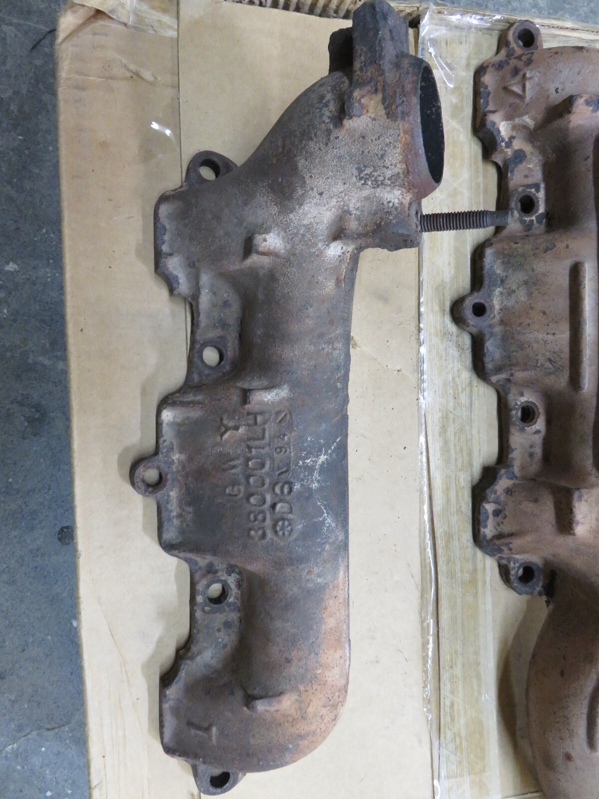 1968 1972 Oldsmobile Exhaust Manifolds Used OEM_Left & Right Vintage eBay