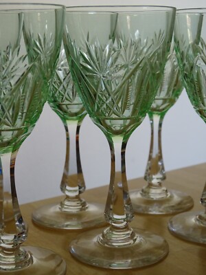 SIX VINTAGE WINE CRYSTAL VAL SAINT LAMBERT URANIUM VASELINE Height: 5,9''