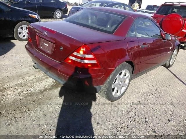 Carrier 170 tipo SLK230 a través de VIN F257904 se adapta a 97-03 MERCEDES SLK 294257 Foto 4 de 4