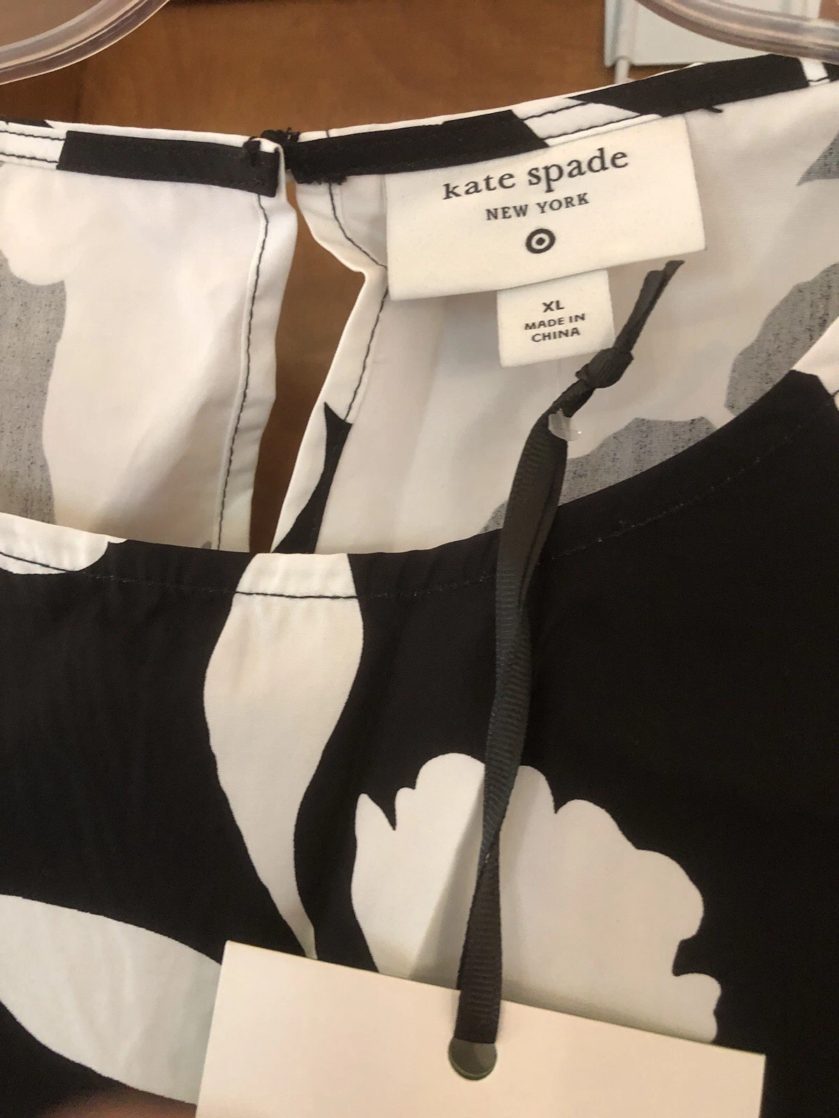 Gonna midi Kate Spade nera e panna floreale con top abbinato media nuova con etichetta SET