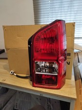 GENUINE NISSAN PATHFINDER (R51) 2005 TO 2013 TAIL LIGHT RH 26550EB30D