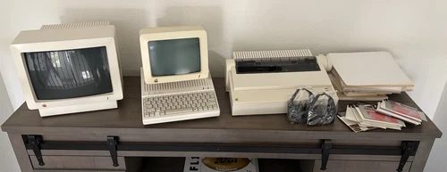 VINTAGE Apple IIc Complete Set: Fully Tested and Working,  (UPDATED READ DESC)