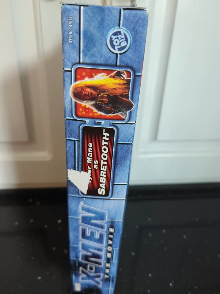 Marvel X Men The Movie Tyler Mane Sabretooth Artic Attack Action Figure SEALED - Image 4 of 4