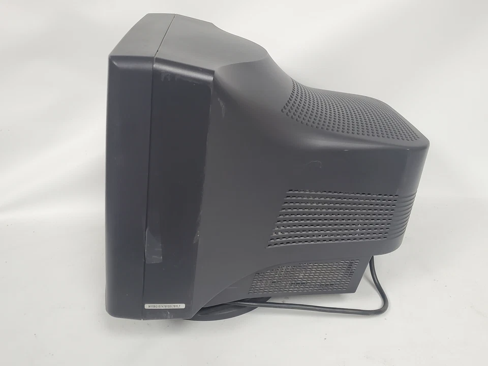 Vintage Gaming Dell M782 16" CRT VGA Computer Monitor 2002 - Image 4 of 4