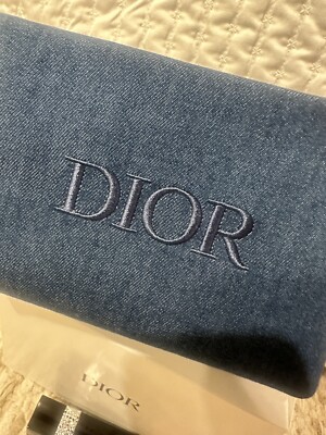 4PC Dior gift set (pouch + lipstick/full size+mascara+ lip gloss