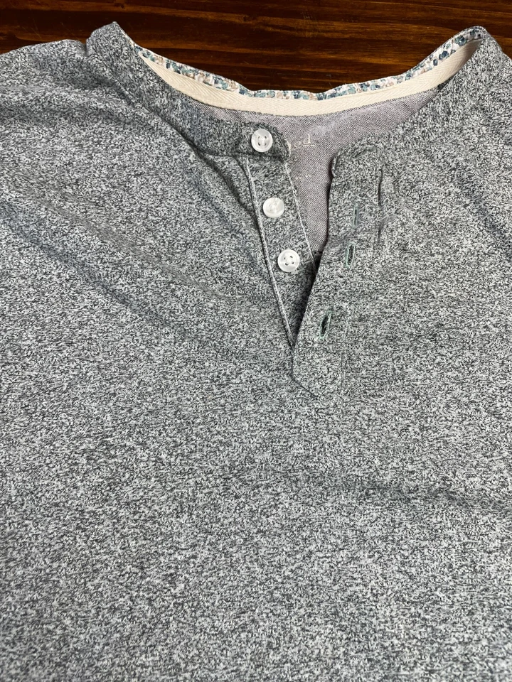 Method Shirt, Men's Size XL, Gray, Henley Shirt, Short Sleeve - Image 3 of 4
