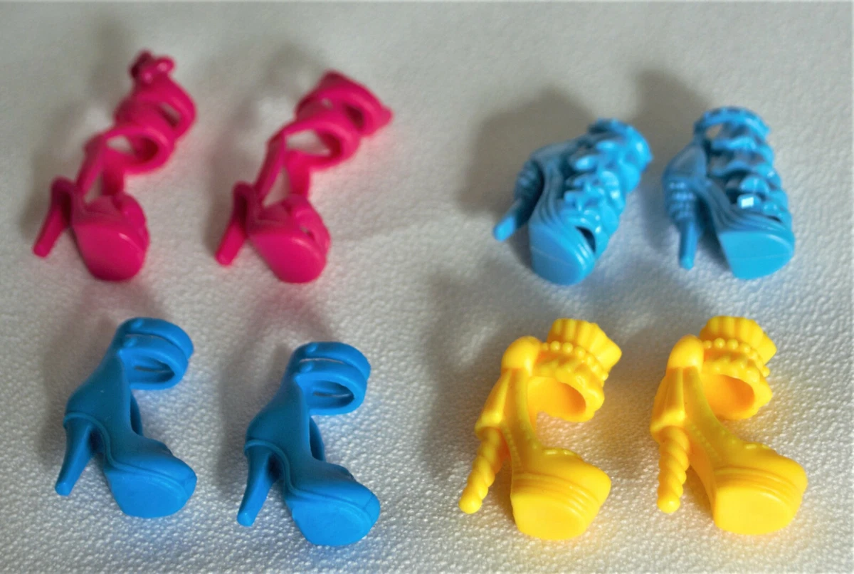 Barbie best sale shoes set