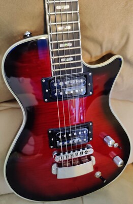 Hagstrom ULSWE-WDM Ultra Swede Electric Guitar. Burgundy Burst