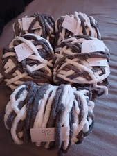 NEU Set 5 Stränge dicke sehr weiche Wolle grau / weiß