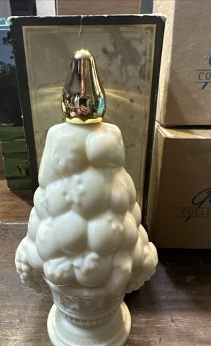 Avon Compote Cologne Moonwind 5 oz Milk Glass Decanter Figure - FULL Vtg 70 IOB