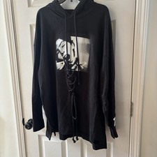 NUEVO CON ETIQUETAS Fenty x Puma por Rihanna Sudadera con Capucha Estampada De Gran Tamaño Negra Hitoshi Nomura GRANDE