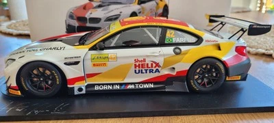 Spark SIGNIERT BMW M6 GT3 SIEGER FIA GT WELTCUP MACAU FARFUS 1:18 - Bild 1 von 4