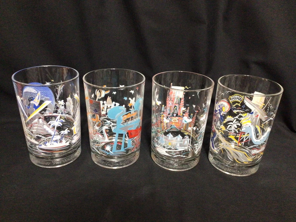 Набор из 4 очков McDonald's Walt Disney World Remember The Magic 25th Anniversary - Изображение 2 из 4