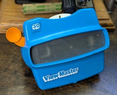 1990s VIEW MASTER 3D Blue Reel Viewer Vintage WORKING + Look & See Sample Reel