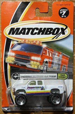 Matchbox Toy Car #7 Chevrolet Silverado 4x4 Mattel Wheels Team Tundra New Sealed