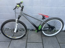 Giant STP Jump Bike 26" Wheels Mountain Bike