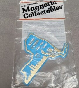 Sealed New York State with Twin Towers Frig Magnet New
