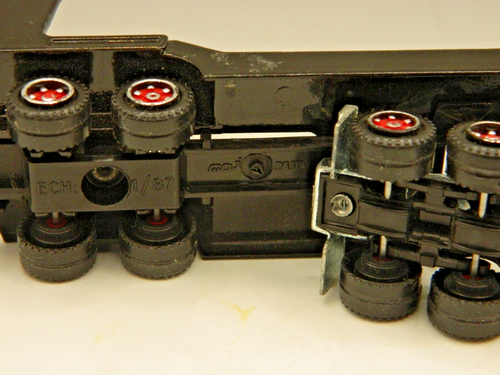 MAJORETTE - FORD COE - SEMI w. Trailer - Good Cond. - 1/87 (HO) Scale - France - - Picture 10 of 10