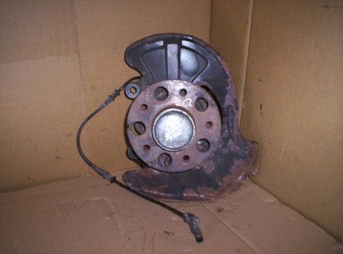 Mercedes W203 C180 Radlagergehäuse Achsschenkel Radnabe rechts vorne ABS 2090170