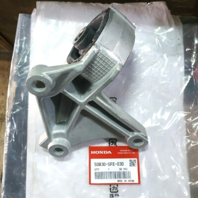 HONDA エンジンマウント部品 50830-SFE-030 ホンダ（HONDA） ホンダ