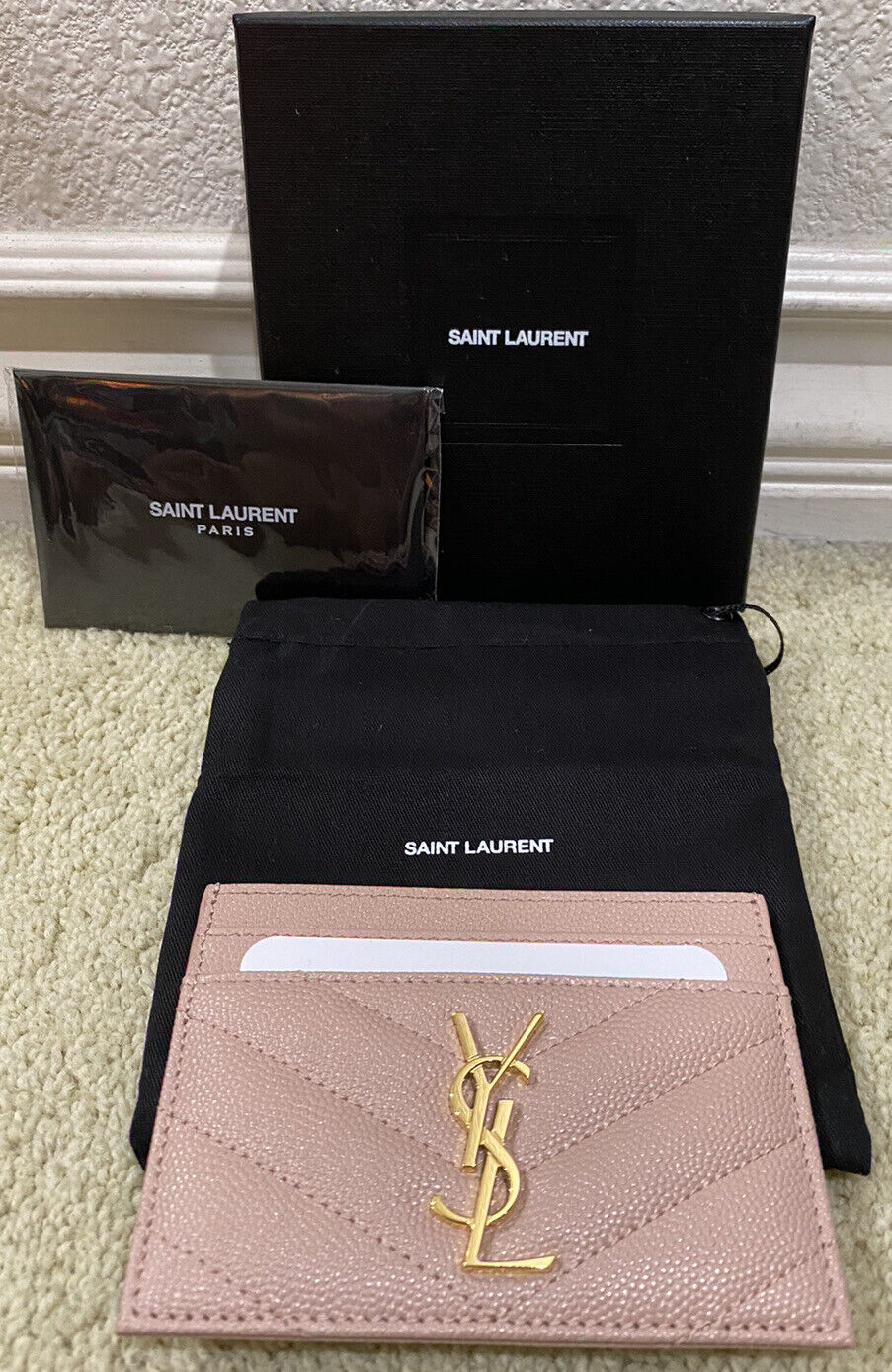 Saint Laurent Monogram Quilted Cardholder - Red