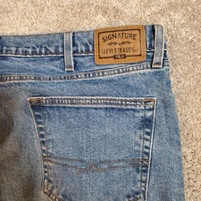 Signature by Levi Strauss & Co. Gold Men’s 40x32 Relaxed Dark Wash Distress