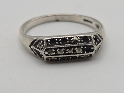 925 Vintage Sterling Silver Ring Missing Marcasite Size 7.5